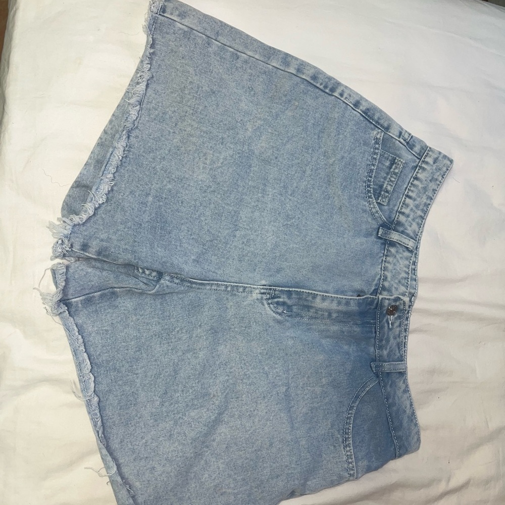 Light Wash Denim jorts